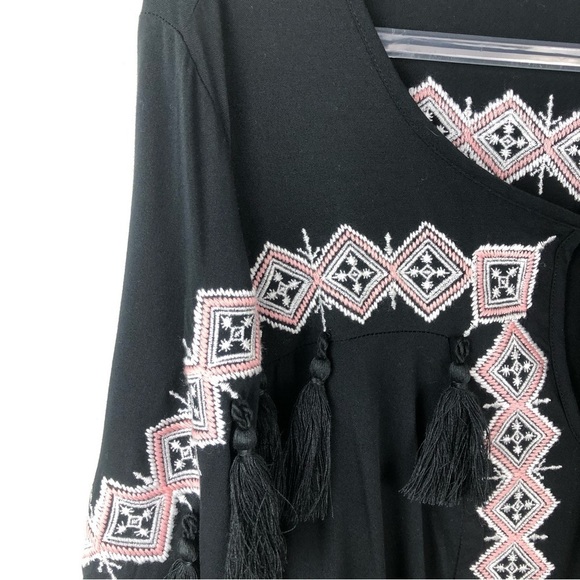 Torrid Insider Collection Black Challis Long sleeve embellished blouse size: 2 - Picture 6 of 13